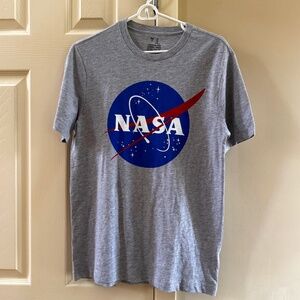 Gap Factory Men's NASA Logo Shirt - New with Tags Size S